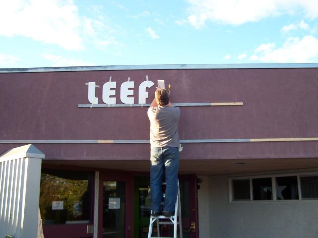Leefield--New-Sign-5.jpg